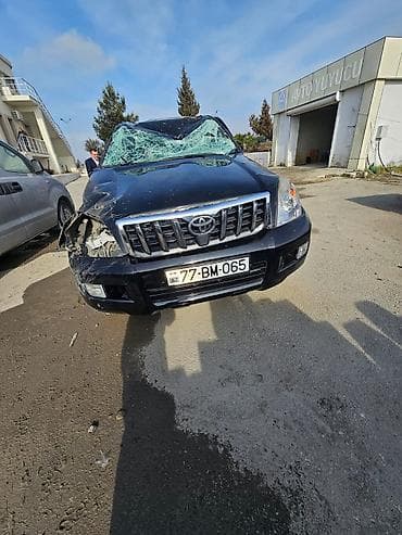 audi 6: Toyota Land Cruiser Prado GX (120 kuzov), qara rəng. - Kuzov: 5 qapılı — 2