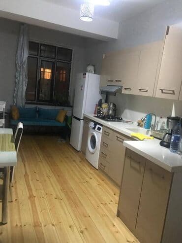 gunluk evler ucuz: Gənclik metrosunun yaxınlığında 16 mertebeli binanın 3-cü mərtəbəsində — 5
