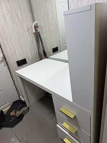 Прямой стол, Без стула, С полками, С выдвижными ящиками, МДФ — 2