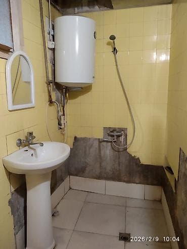 Otaqlar: 8 mkr 5/4 mertebesinde 2 otaqli ev 350 ev oğlanara verilir_0514857446 — 5