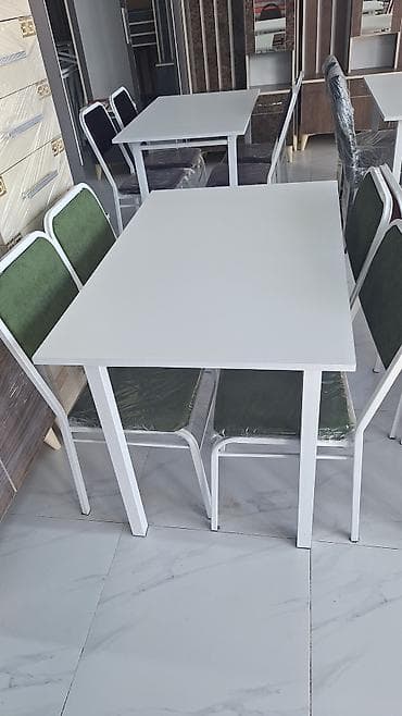 metbext masasi: Mətbəx üçün, Yeni, Açılmayan, Kvadrat masa, 4 stul — 1