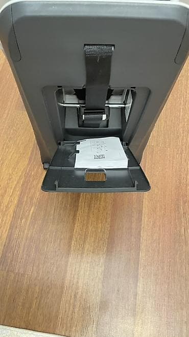 qara saroçka: Uşaq avtomobil oturacağı – Chicco brendi Xüsusiyyətlər: - Qrupa — 5