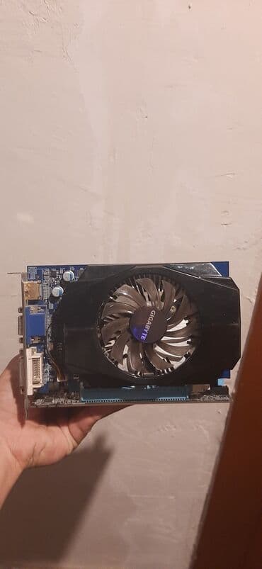 H61 plata i3 2th gt 630 2gb 70 azn h61 plata i53470 gt 730 4gb 100