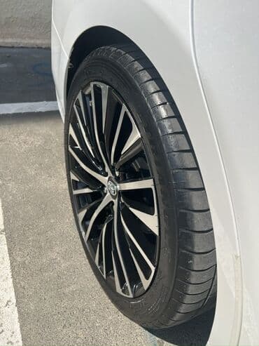 mersedes təkər: Б/у Колесо Toyota 245 / 40 / R 19, 5 Болтов — 2