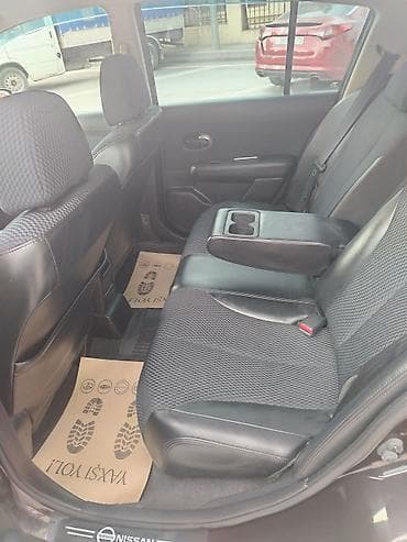 dört goz: Nissan Tiida hatchback - Kuzov: 5 qapılı hatchback, tünd — 7