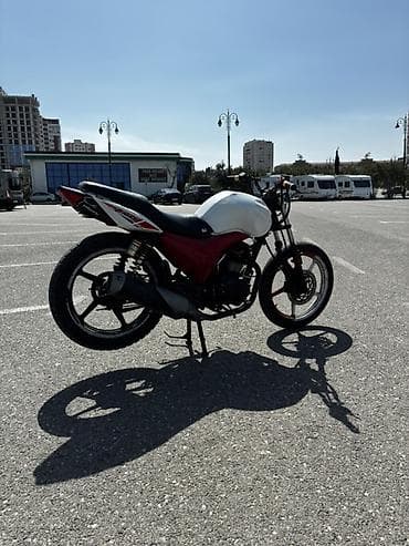 honda moto: Motonun yungul kametikaya ehtiyaci var motor koropka ideal veziyetdedi — 2