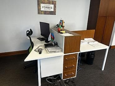 Офисная мебель: Ofis masaları Təcili satılır tek tekde ala bilersiz hamısınıda — 4