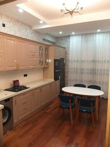 maştağada satdıq evlər: Mənzil Heydər Əliyev sarayinin yaxinliğinda yerləşir. Həmçinin 28 May — 4