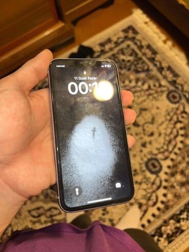 nomre azercell: IPhone 11, Face ID — 1