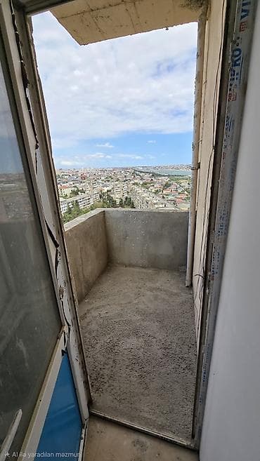 gence emlak ev: Qaraçuxur qəs., 3 otaqlı, Yeni tikili, 110 kv. m — 4