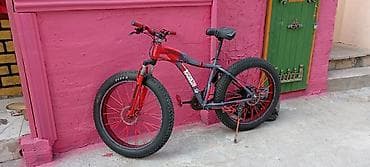 velosiped skorusu: Fat Bike velosiped 26. Qalın enli teker. Qiymeti yazilib. Barter — 1