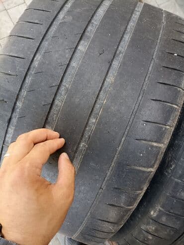 Təkərlər: 315/30/21 Mişelin — 1