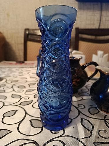 Vazalar: Bir vaza — 1