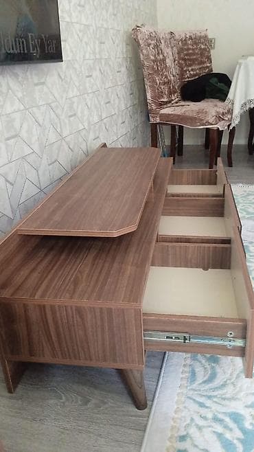 Düz TV altlığı, Polkalı, Laminat — 3