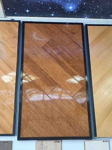 Parlaq laklı taxta döşəmə paneli – herringbone (zolaqlı) düzülüş