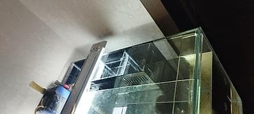 akvaryum satış: 1.50uzunlugu 50hundurluyu 60eni extra clear şüşədən 10luq yığılıb alt — 5