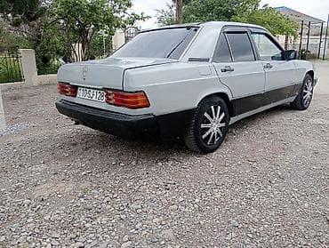 toyota corolla dizel: Mercedes-Benz 190 (W201) sedan sənədlər qaydasında.mator karopqa — 8