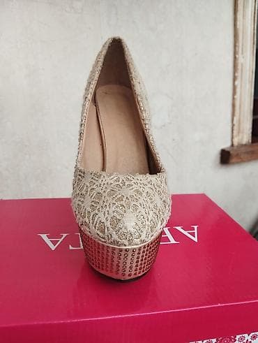 qaqa stil: Ölçü: 39, rəng - Qızılı, İşlənmiş — 2