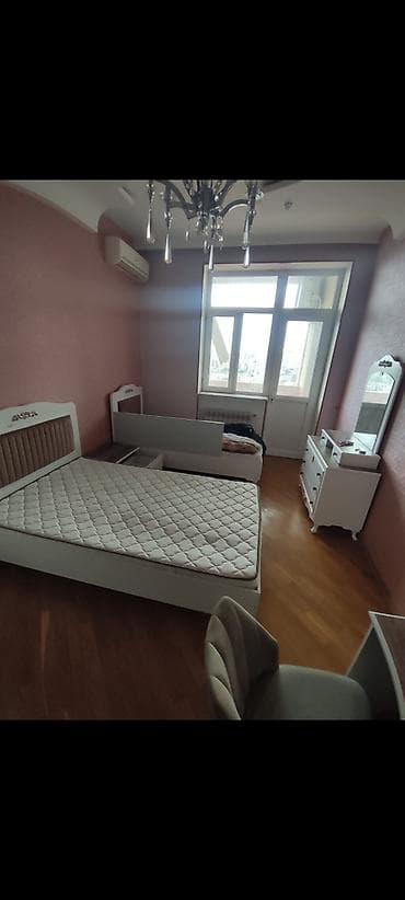 kravat gence: Qız üçün, İşlənmiş, 2 təknəfərlik çarpayı, Termo, Tumba — 1