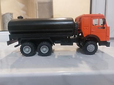 kamaz 65115: KAMAZ 6520 T yanacaq/su sisternli yük maşını oyuncaq modeli real — 2