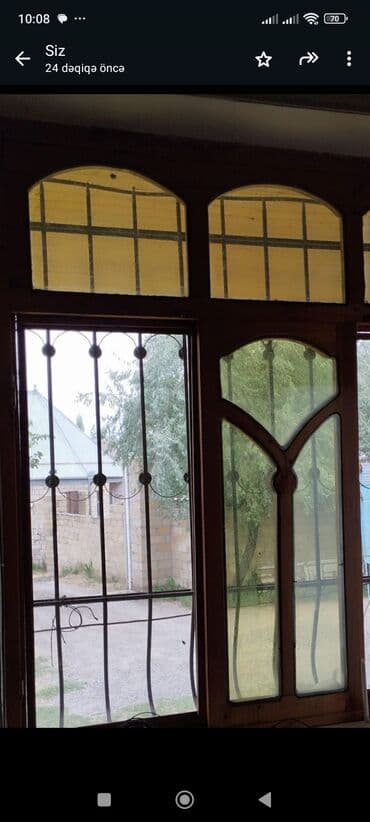 Комнатные растения: Taxta pəncərə.2 ədəd var — 2