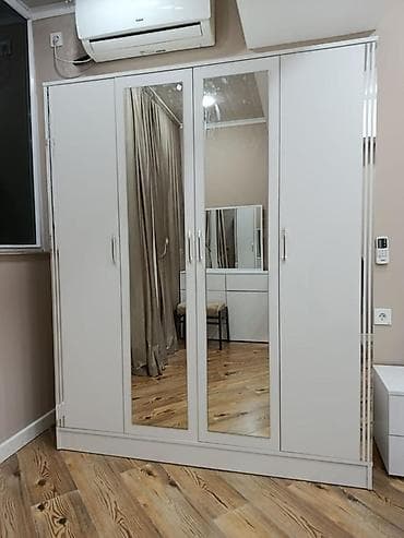 Ağ rəngdə, 4 qapılı paltar dolabı - Dizayn: Minimalist ağ korpus, ön — 1