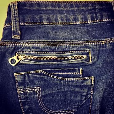 cins paltar: Razmer:38(M)-W:30 Brend:Ustop
Eni:87 Uzunluq:98
Qiymet:12AzN — 6