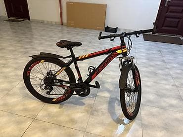 velosiped 28: Oturacaqları və pedalları rahatlıq üçün dəyişilib, hamısı bahalı — 1