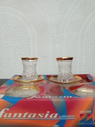 caşka nelbeki: Çay dəsti, rəng - Qızılı, Şüşə, Rusiya — 2