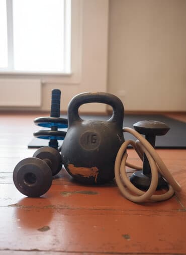 Ev üçün fitness dəsti Tərkib: - 16 kq dəmir girya (üzərində “16”