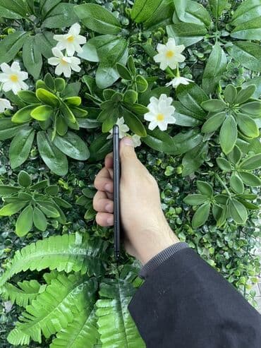 ayfon 7 plus qiymeti: IPhone 7 Plus, 32 GB, Qara, Barmaq izi — 2