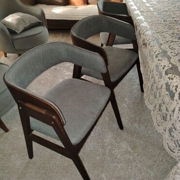 Oturacaqlar 6 ədəd Yenidir Satılır birlikdə 220₼ Heç birində problem