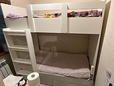 Офисная мебель: Rəxşəndə🦋 İkimərtəbə kravat satılır. Qiymət 160 manat. Matrası yoxdur — 1