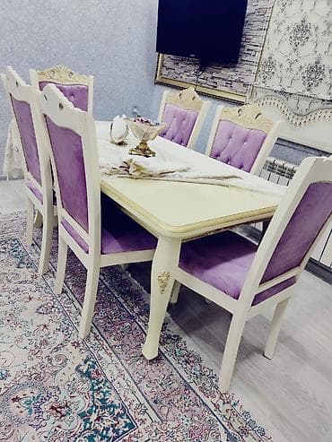 mebel materialı: N17Masa desti 300azn. Masa acilir, stul 6 ededdir. Masa olcu 1.60×90 — 1
