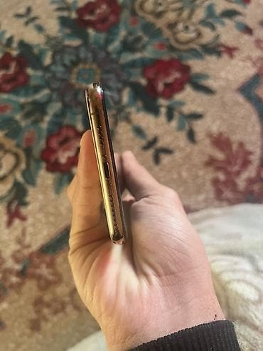 300 manatliq telefonlar: IPhone Xs Max, 256 GB, Qızılı, Face ID — 7