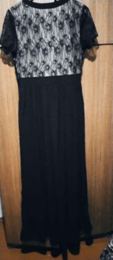 Dəstlər, kostyumlar