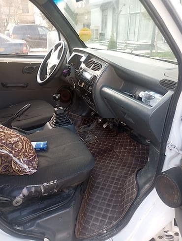 maşın ucun telefon: Soyuduculu kiçik yük maşını – şəhərdaxili çatdırılmalar üçün ideal — 7