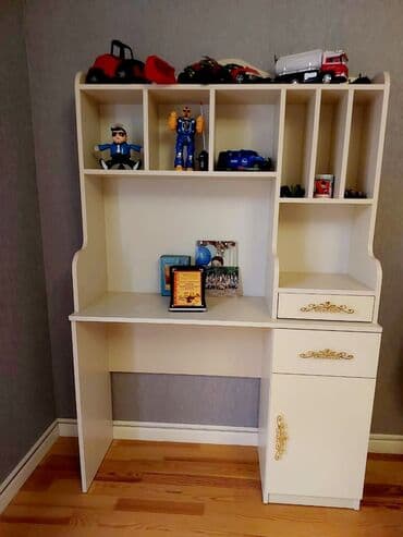 oğlan tortu: Oğlan və qız üçün, Yeni, Siyirməli, Yazı masası, Stulsuz — 2