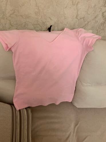 idman kişi şortları: Açıq çəhrayı rəngdə qadın şortları təklif olunur. Bu şortlar elastik — 4