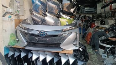 Müxtəlif markalı avtomobillər üçün bamperlər təklif edirik. Toyota