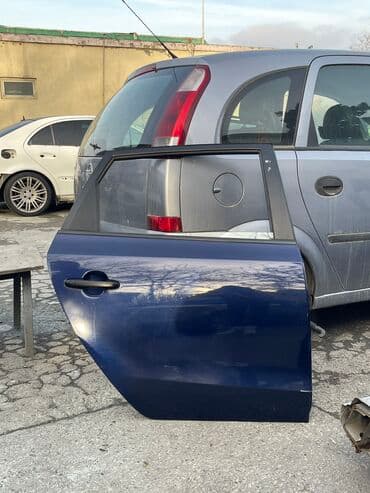 Sağ arxa, Hyundai i30, 2010 il, Ödənişli çatdırılma, Ünvandan götürmə, Rayonlara çatdırılma