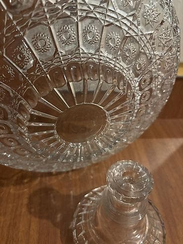 suse guzgu: Meyvə qabı satılır. Həcmi böyükdür. Sınığı falan yoxdu tək altı çıxıb — 5