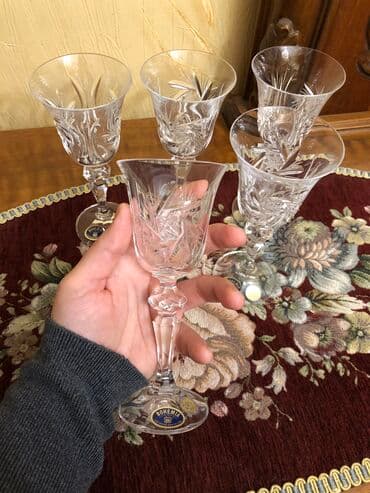 yumurta qabi: Qədəhlər — 1