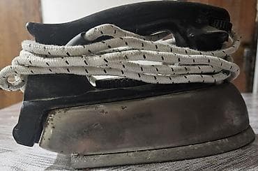 Buharlı ütülər: Klassik elektrik ütüsü satılır İşlənmişdi köhnə ütülərdəndi ünvan — 5