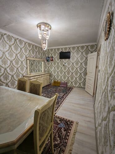 Lincoln: Xırdalanda 3 otaqlı həyət evi satılır. - Plan: Ev orta temirli geniş — 6