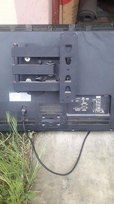 a 52 plata: Televizor LG LCD 32" FHD (1920x1080) — 2