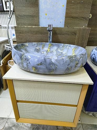 Mərmər naxışlı üstdənqoyma lavabo və vanna otağı dolabı dəsti -