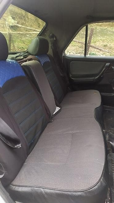 ışıq: QAZ 31105 Volga: 2.4 l | 2004 il Sedan — 10