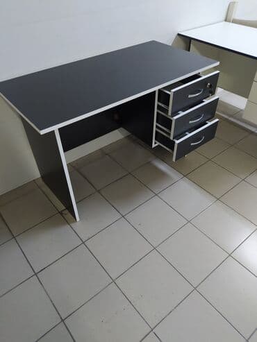 деталировка мебели: Yeni, İşçi üçün, Künc masa — 2