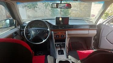 niva baqaji: Mercedes-Benz E 230: 2.3 l | 1991 il Sedan — 6